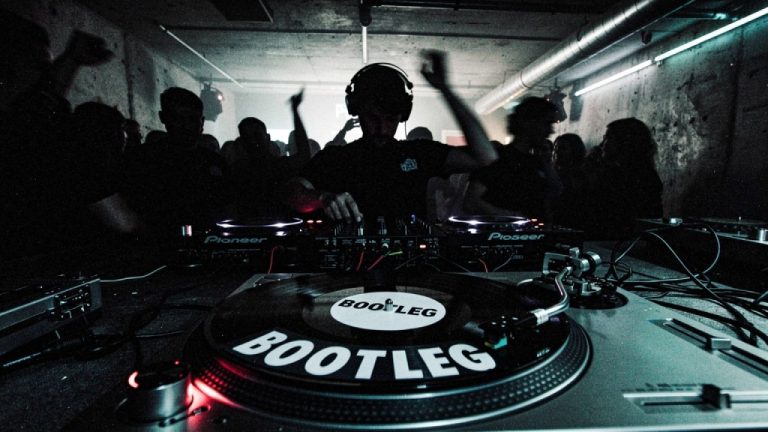 Die unsterbliche Schattenwelt: Neueste News zur Bootleg Kultur von Spotify bis zum Underground