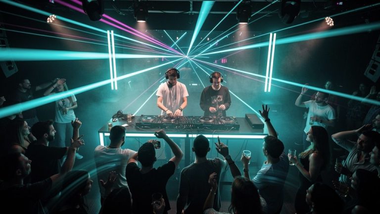 Der Beat der Zukunft: Die heißesten Newcomer House DJs 2026 und ihre Trends