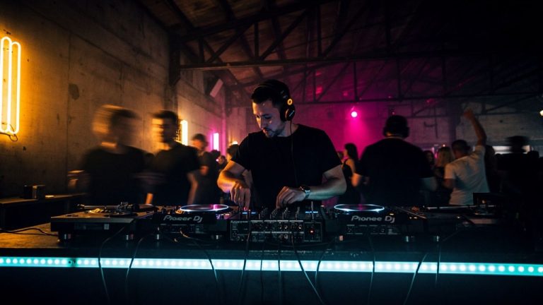 House Music in Berlin: Die neuesten Beats und Trends aus der Hauptstadt